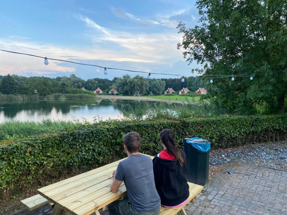 Supergezellig Vakantiehuis Met Hele Grote Tuin Bij Nijmegen Ewijk Exterior foto